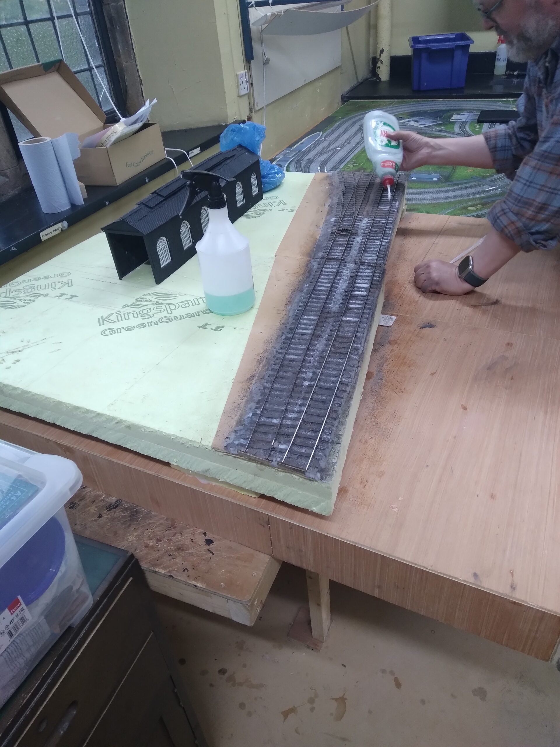 Ballasting in progress